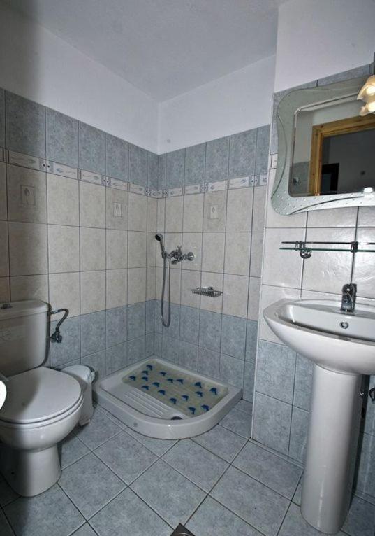 Athina Apartments Neo Klima Habitación foto