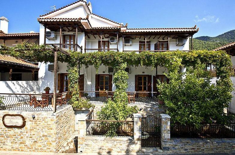 Athina Apartments Neo Klima Exterior foto